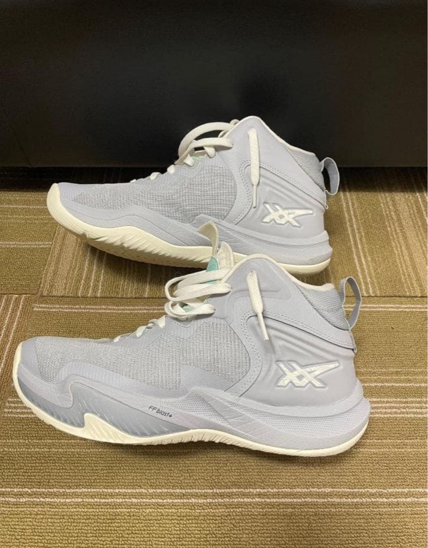 asics NOVASURGE3 26.0cm アシックス　ノヴァサージロー3