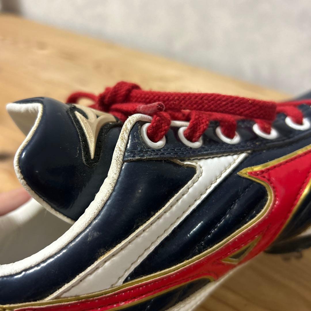 野球　スパイク　ミズノ　ソフトボール　赤　紺　白
