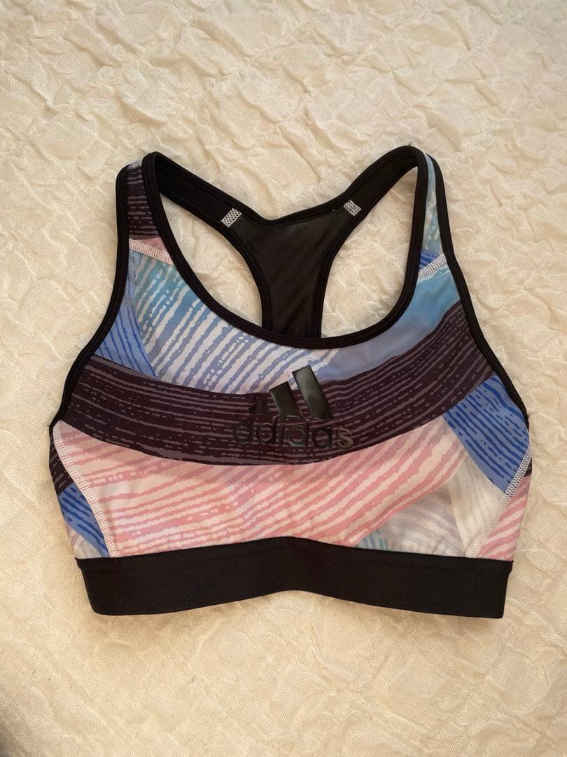15,000→14,213円　adidas ヨガウエア　セットアップ　M