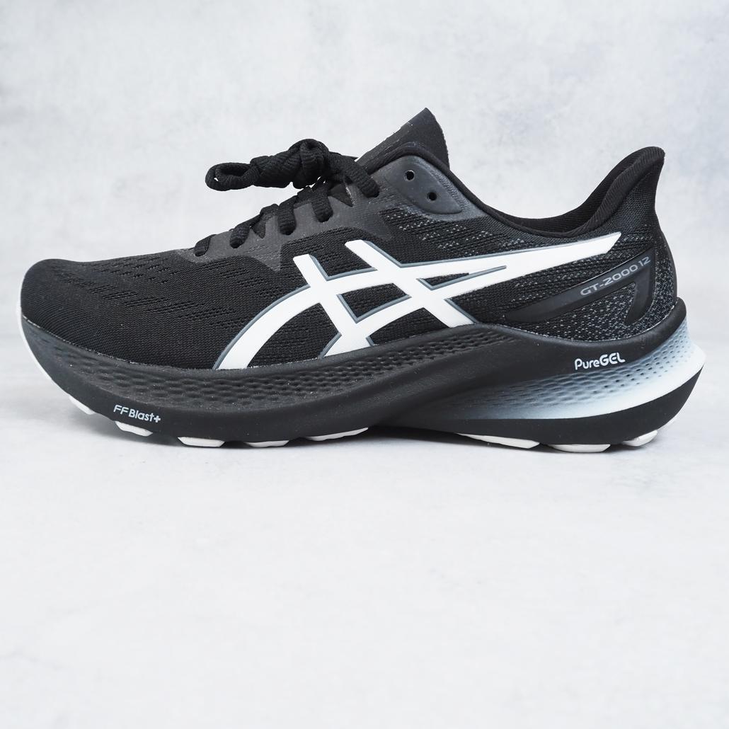 美品 ASICS GT-2000 12 ワイド 1011B691 グレー26.5
