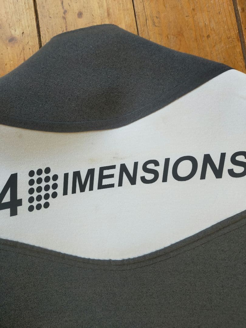 4DIMENSIONS フルスーツ ウェットスーツ 未使用品3/2mm