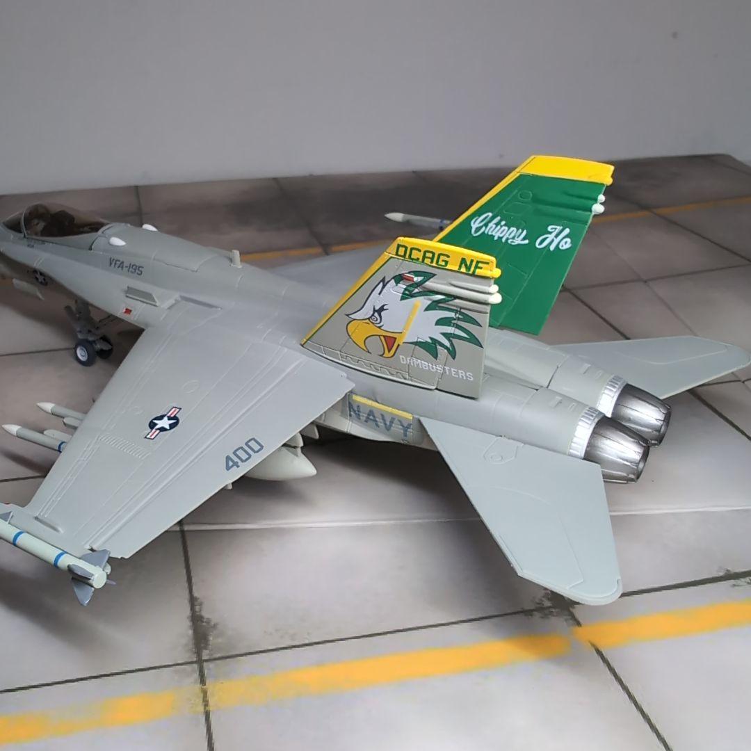 ドラゴンウイングスF/A-18C ダイキャスト完成品 1/72 VFA-195
