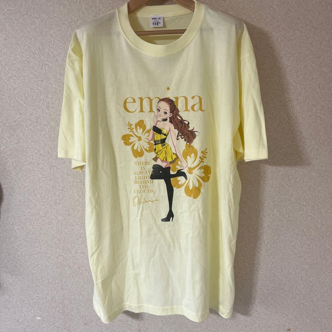 安室奈美恵　イラスト付き淡い黄色Tシャツ XL