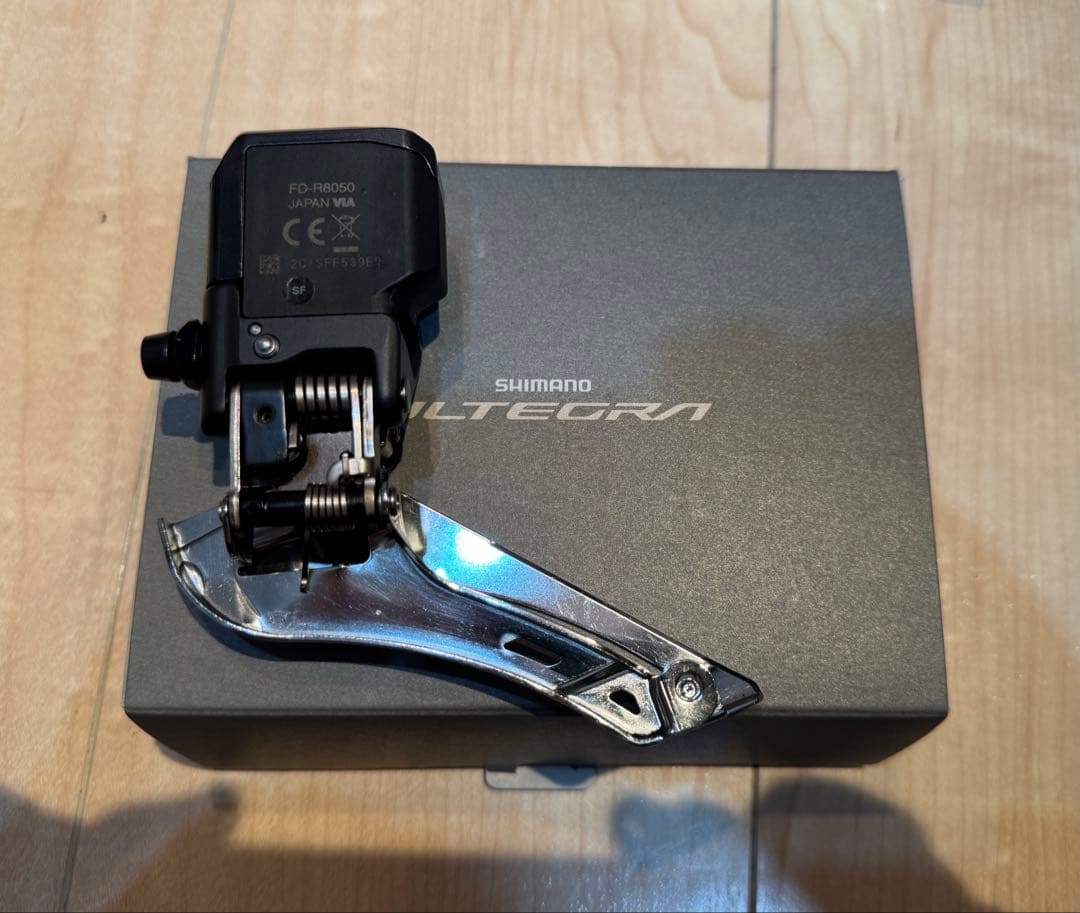 限定セール　Ultegra di211速　FD-R8050 フロントディレイラー