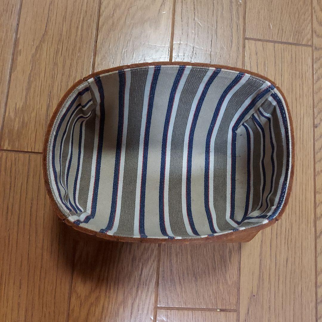 ○イルビゾンテ　素敵な小物入れ