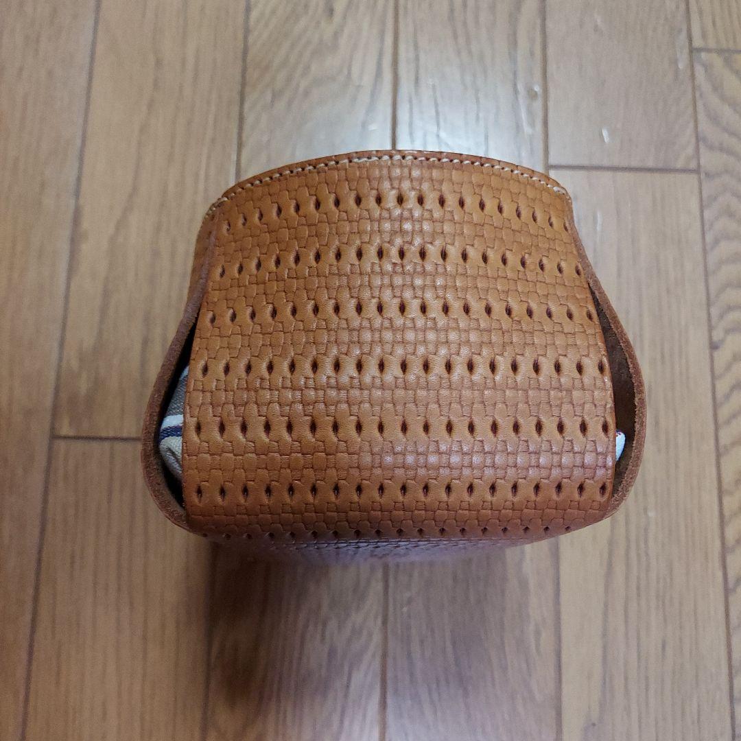 ○イルビゾンテ　素敵な小物入れ