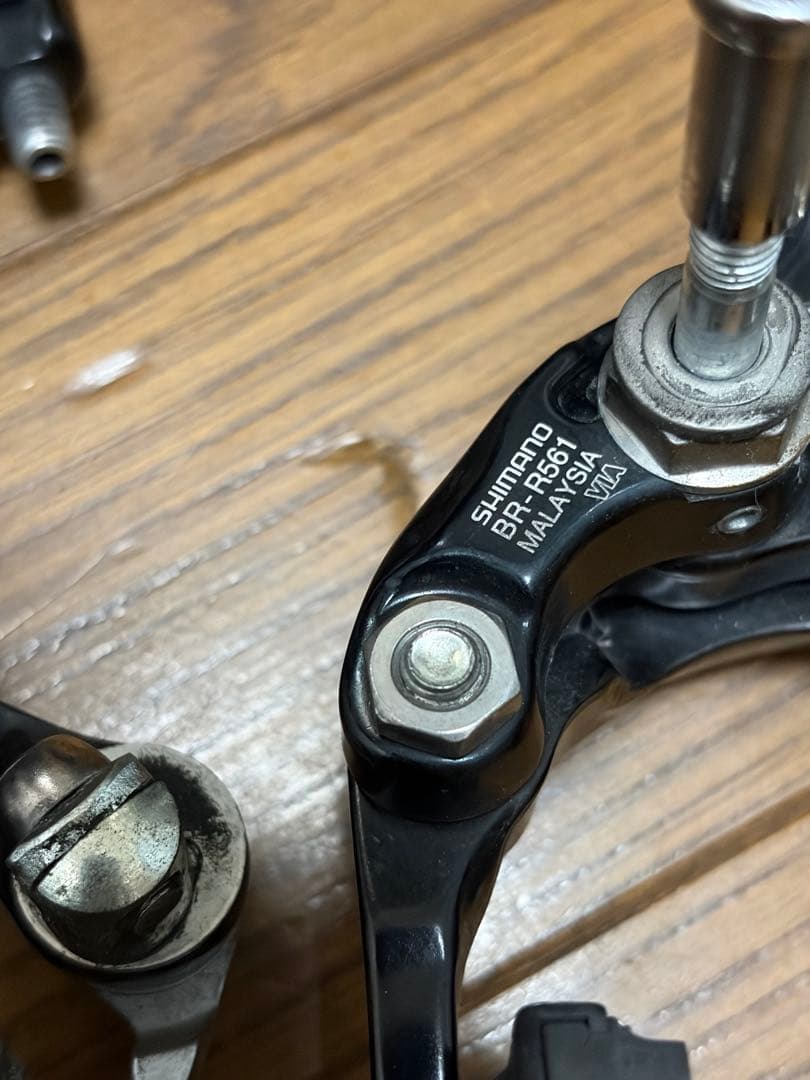 SHIMANO ブレーキキャリパー