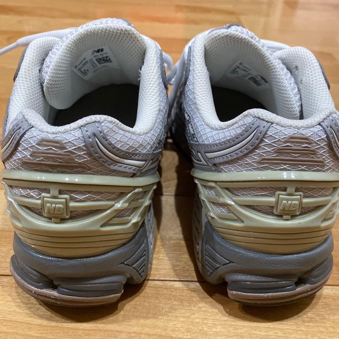 New Balance ランニングシューズ ホワイト/グレー