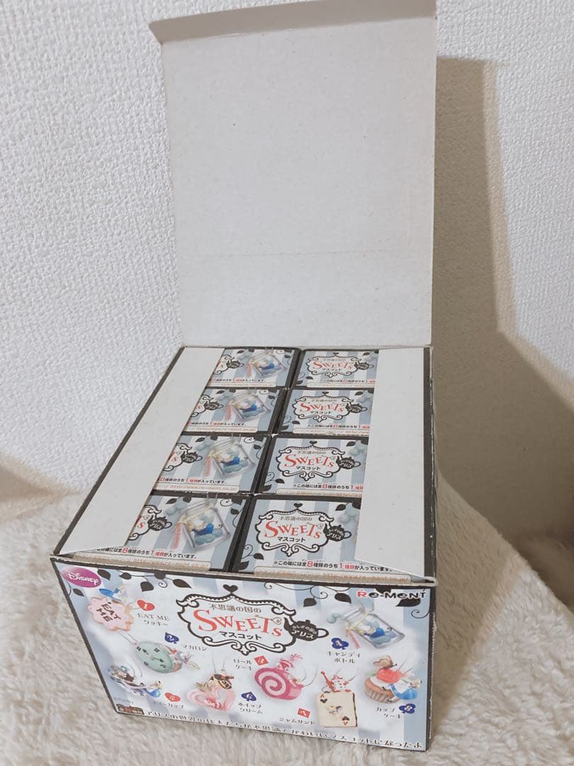 Disneyリーメント 不思議の国のSWEETSマスコット全8種BOX 食玩
