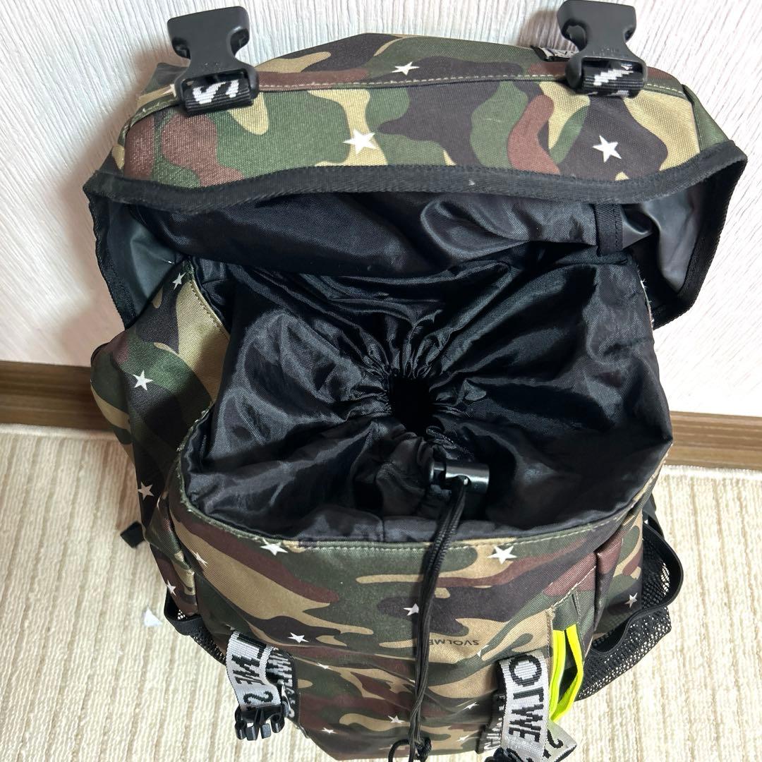 大容量　SVOLMEカモフラージュバックパック