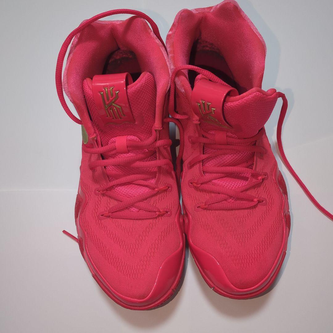 Nike Kyrie 4 “Red Carpet” スニーカー