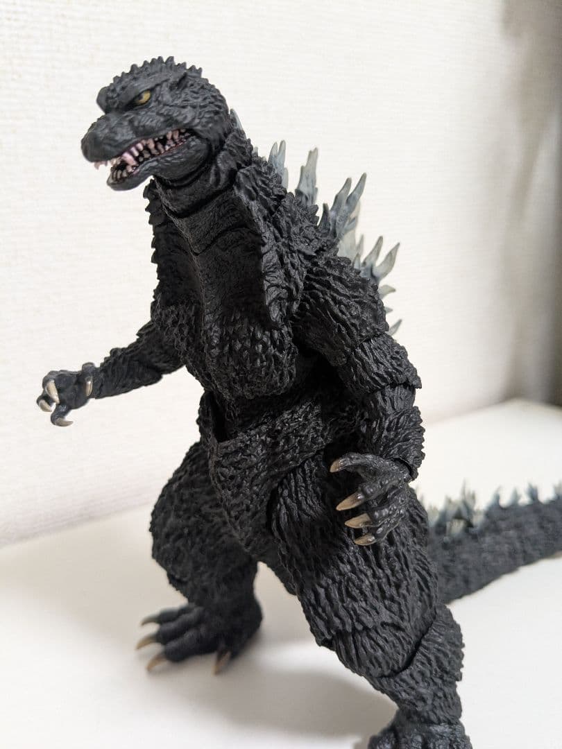 S.H.MonsterArts ゴジラ 2002