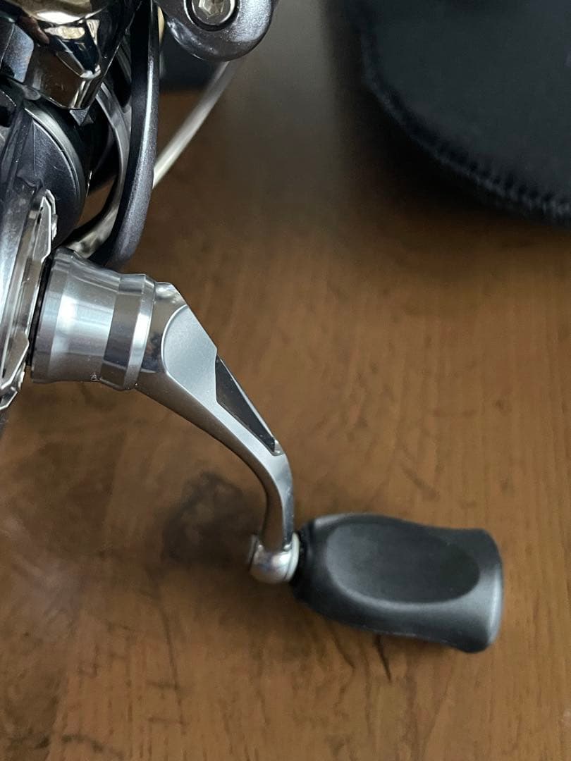 [美品]DAIWA EXIST 2004H スピニングリール