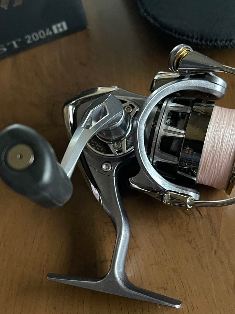 [美品]DAIWA EXIST 2004H スピニングリール