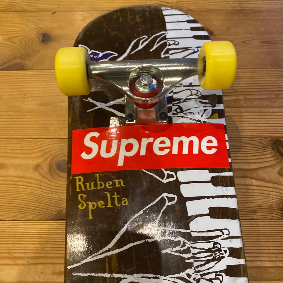 スケボー コンプリート8インチsupremeステッカー