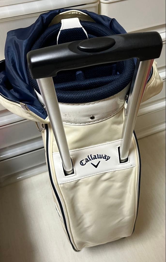 軽量　Callaway キャディバッグ　コロコロ付き