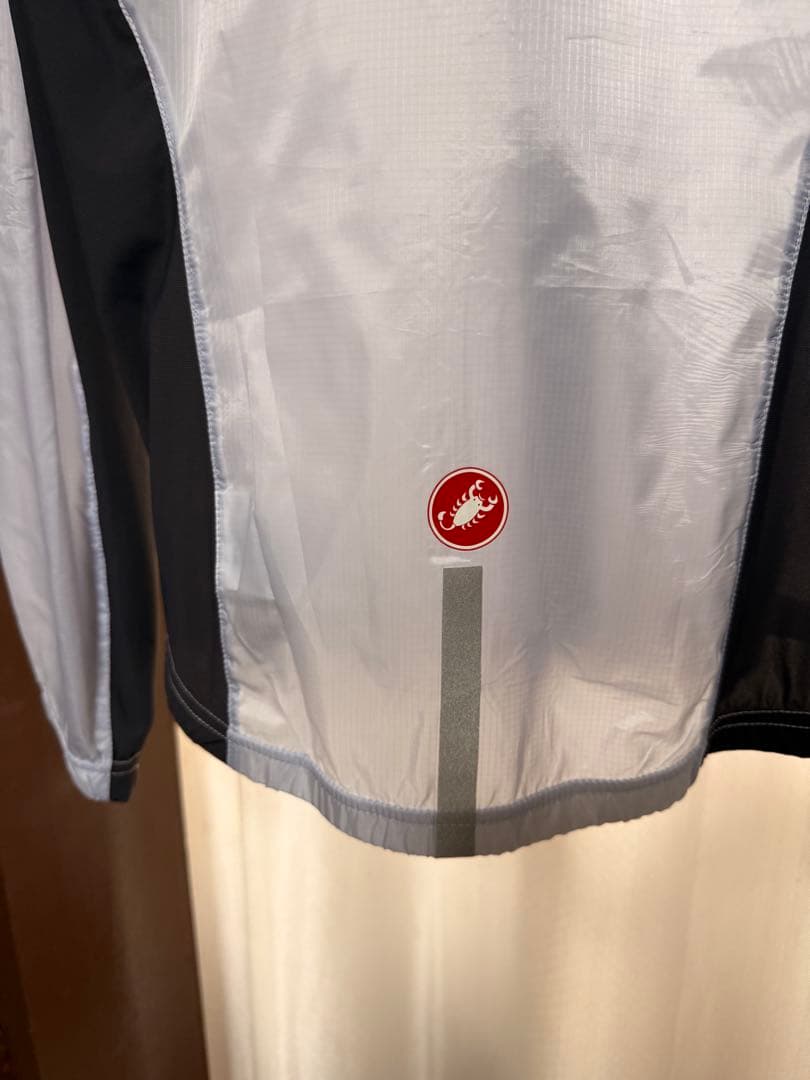 値下げ　Castelli ウィンドブレーカー S シルバー/ブラック　軽量