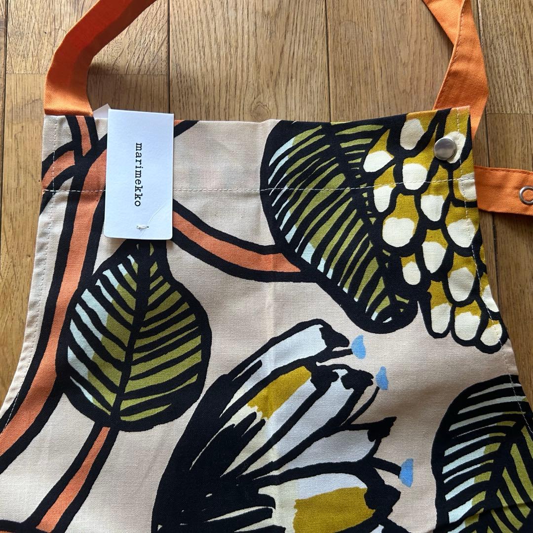 marimekko ティアラ 新品タグ付きエプロン