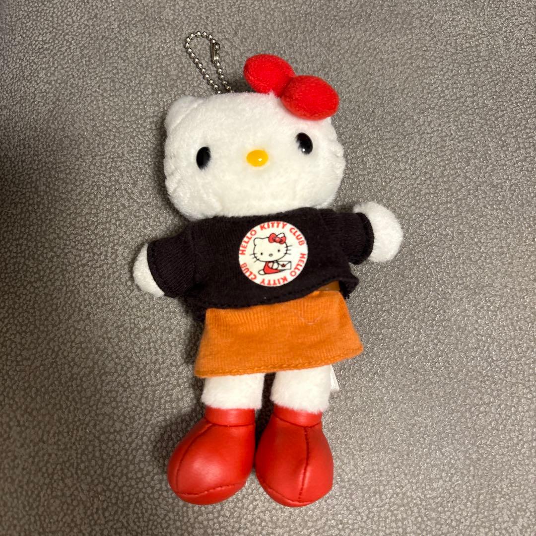 ハローキティクラブ　ボールチェーン付きマスコット