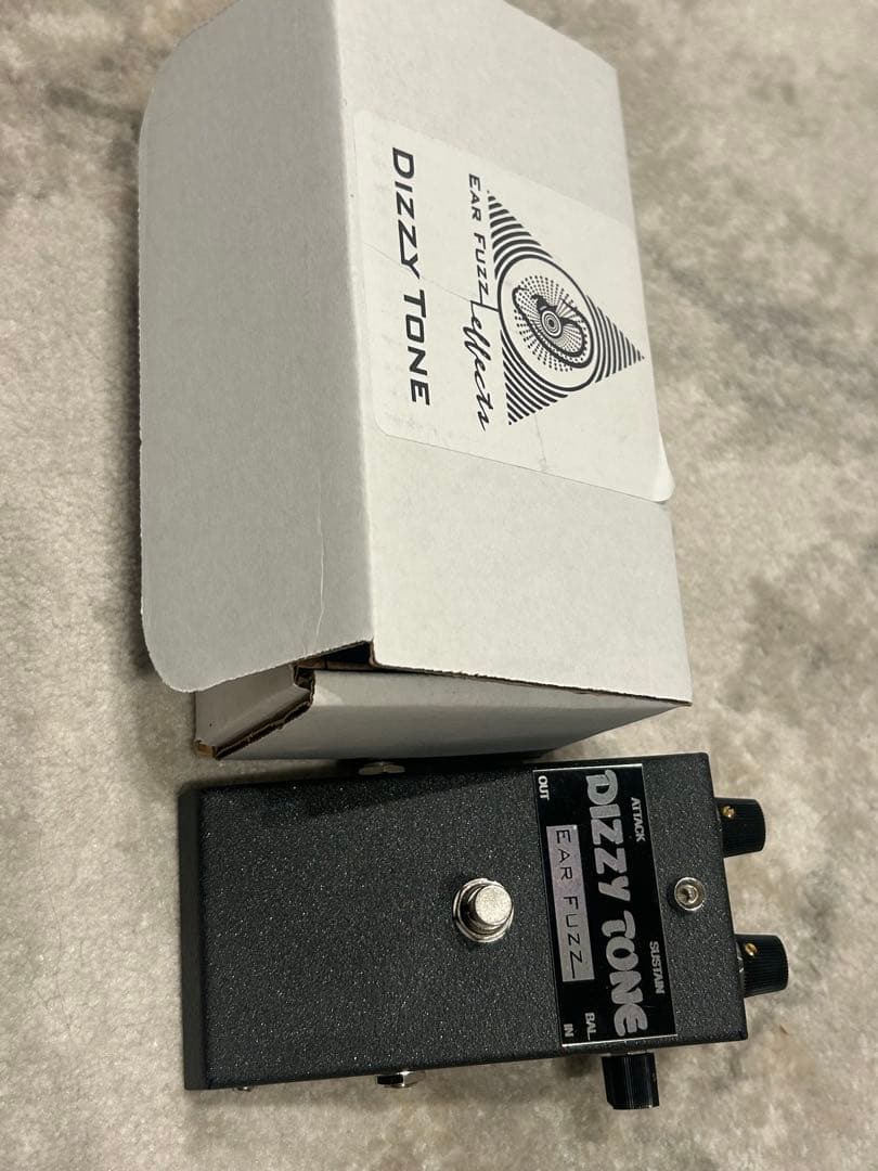 ギター \"DIZZY TONE\"EAR FUZZ