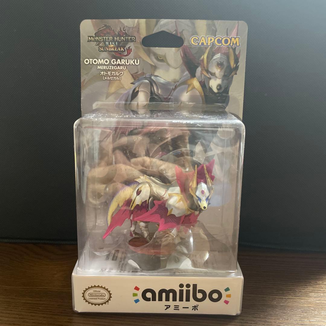 CAPCOM amiibo モンハンフィギュア 3体セット ジオラマステージ付き