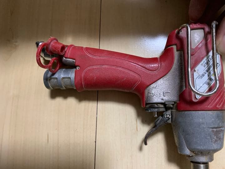 マキタ　エアーインパクト