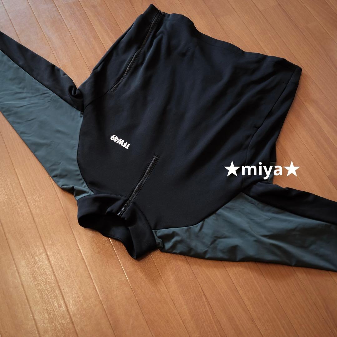 新品【定価3.9万】TFW49 / COMBINATION HALF ZIP