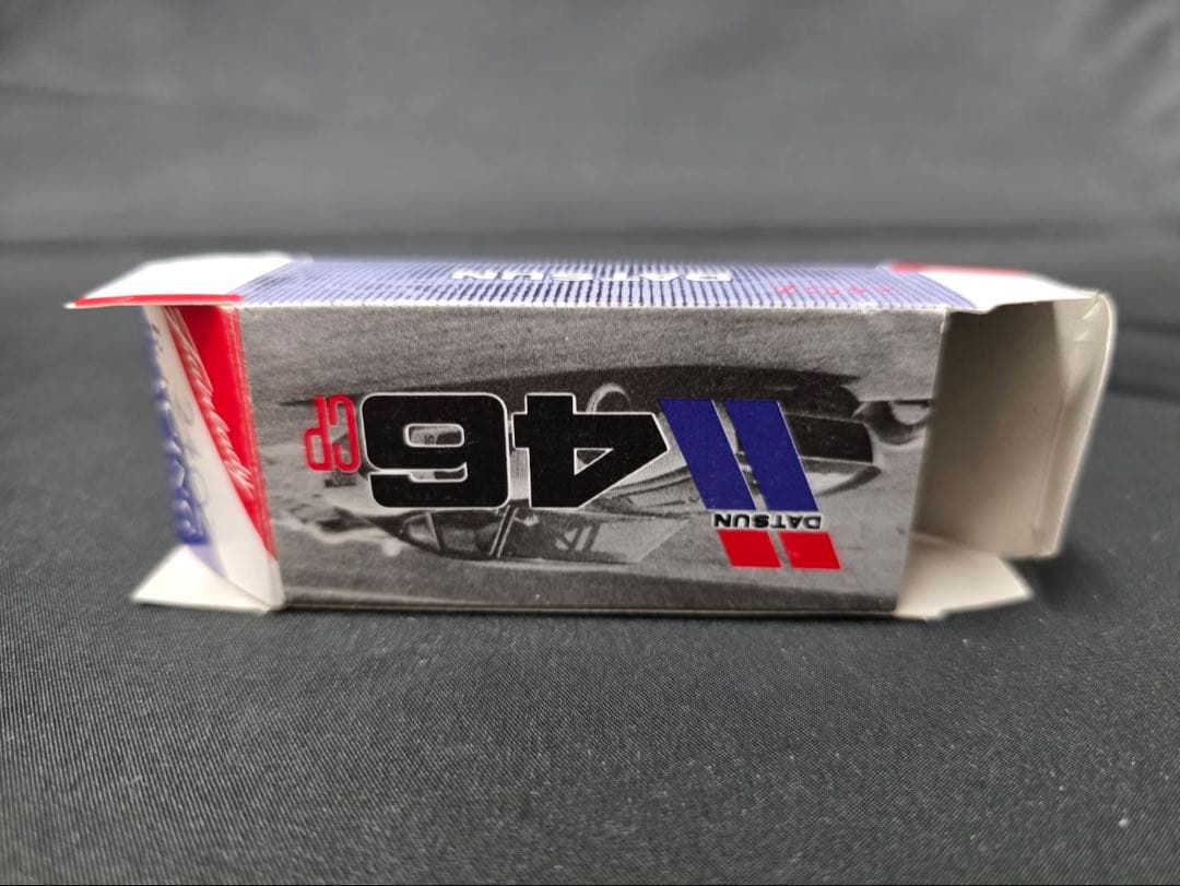 トミカ アイアイアド特注 ダットサン シール未貼り。