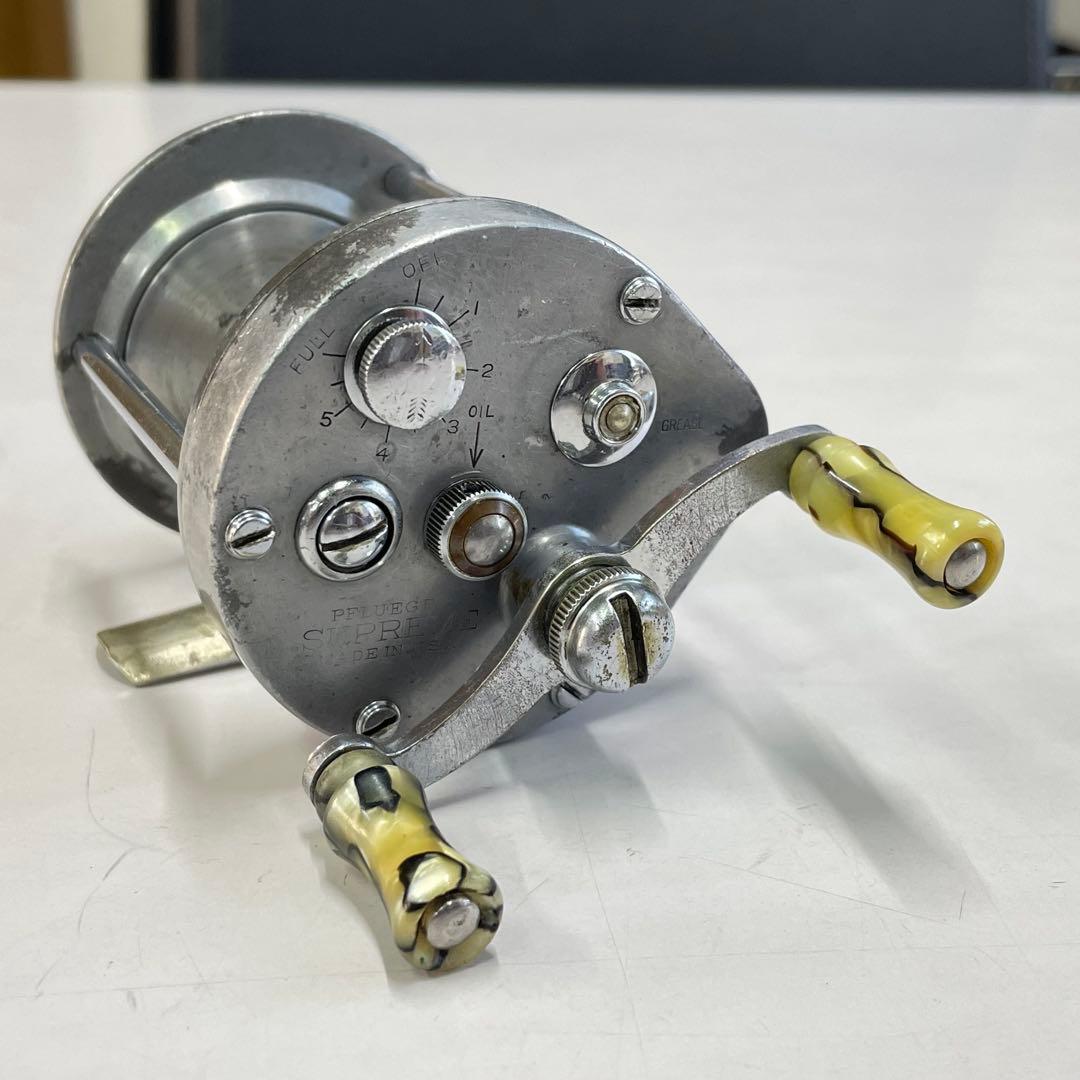 PFLUEGER SUPREME 1573 初期モデル