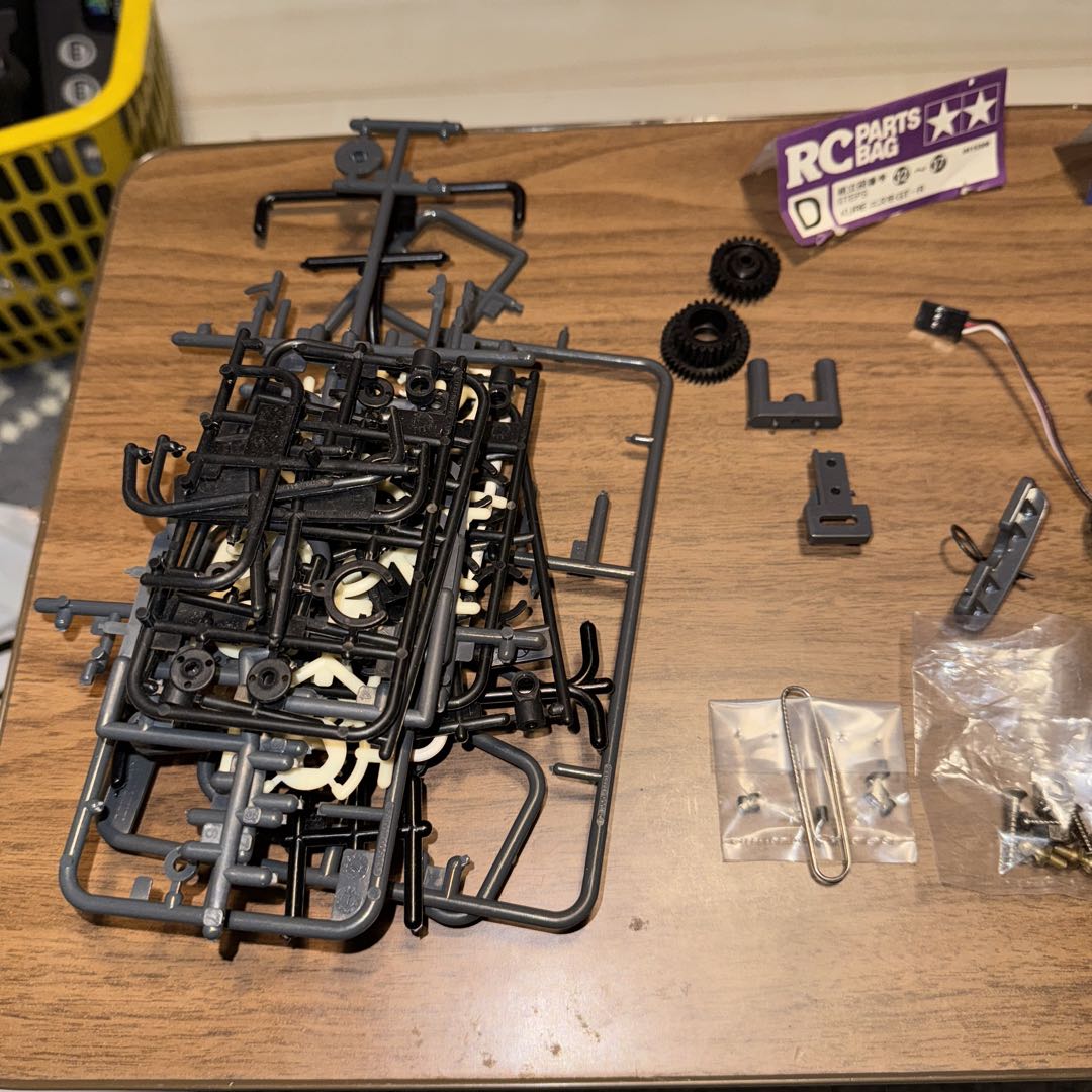 KURE NISMO GT−R電動ラジコンカー　1／10スケール　ジャンク品