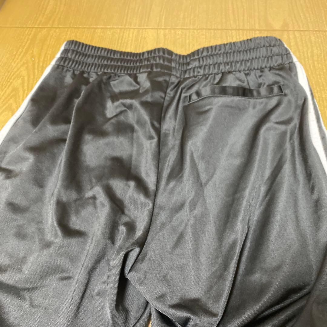 adidas ブラック トラックパンツ　ストライプ　ジャージ　裾ジップ
