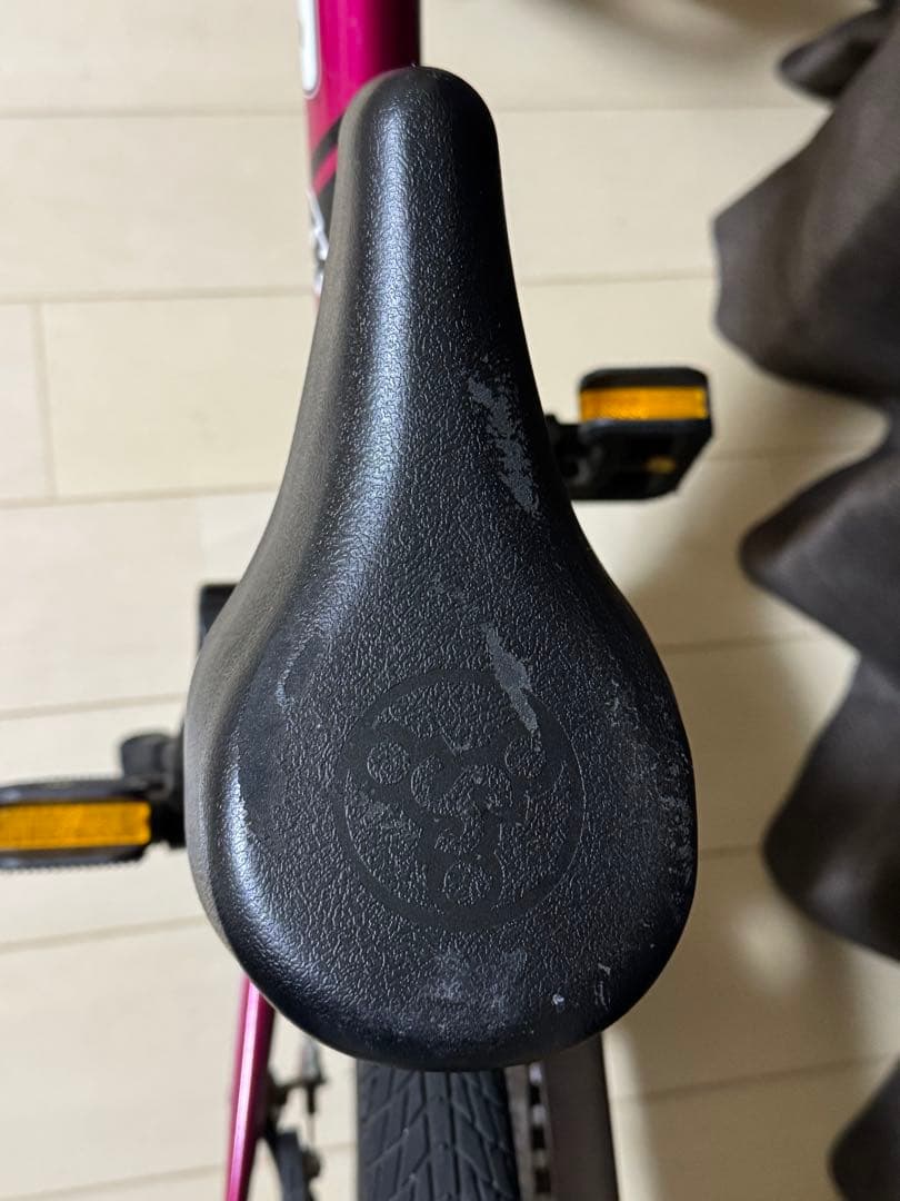 【送料込み】STRIDER 14x ピンク ペダルキット・キックスタンド付き