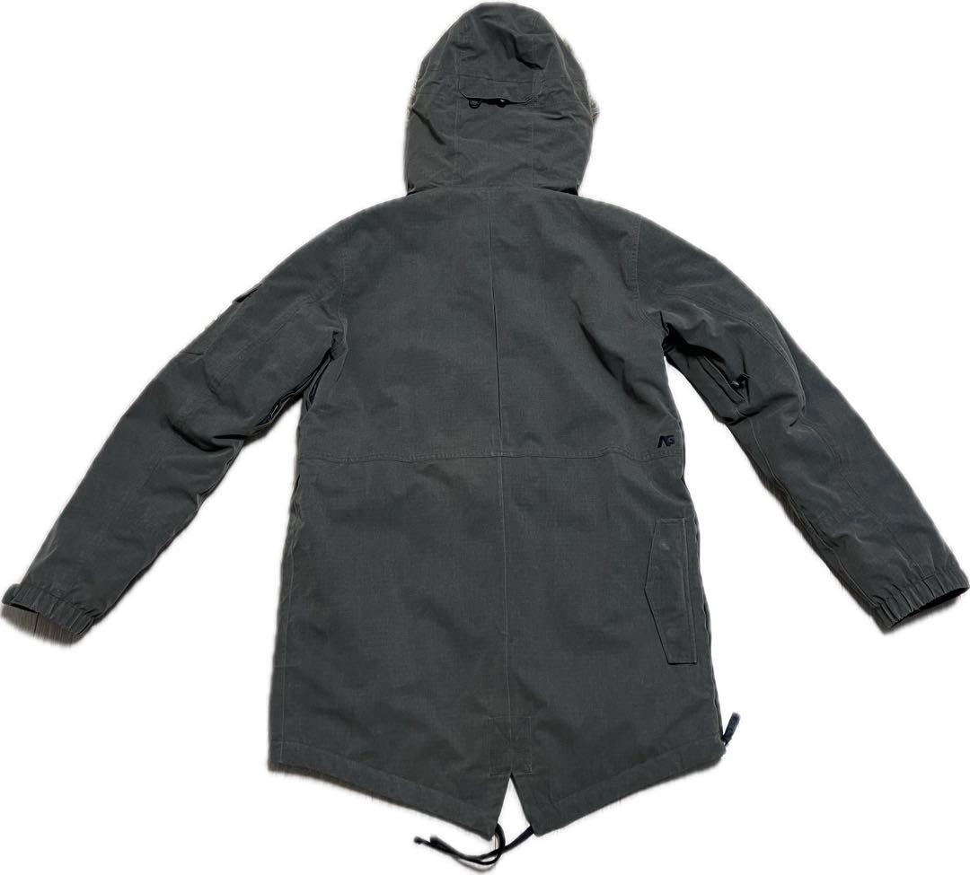burton analog バートンアナログ　プルオーバー
