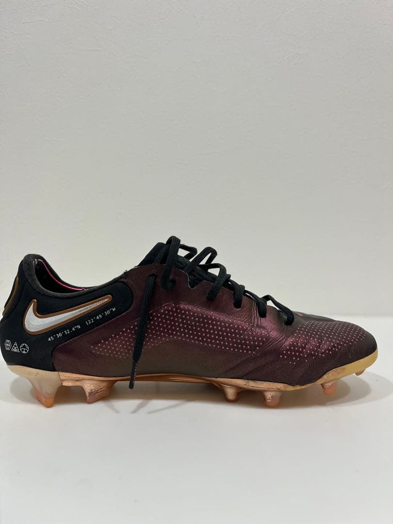 Nike Tiempo Legend サッカーシューズ