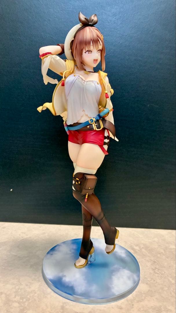 ライザ　フィギュア　ライザのアトリエ ～常間の女王と秘密の隠れ家～　アルター
