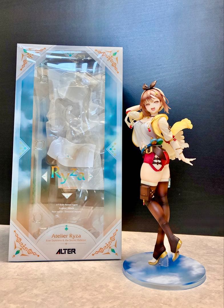 ライザ　フィギュア　ライザのアトリエ ～常間の女王と秘密の隠れ家～　アルター