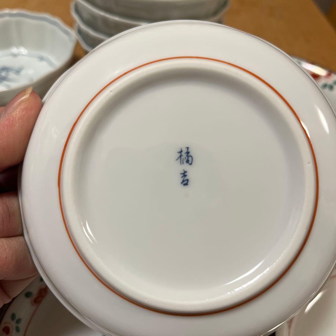 たち吉　花容　深皿１枚と小皿５枚セット　& 青い装飾が施された深皿　5枚セット