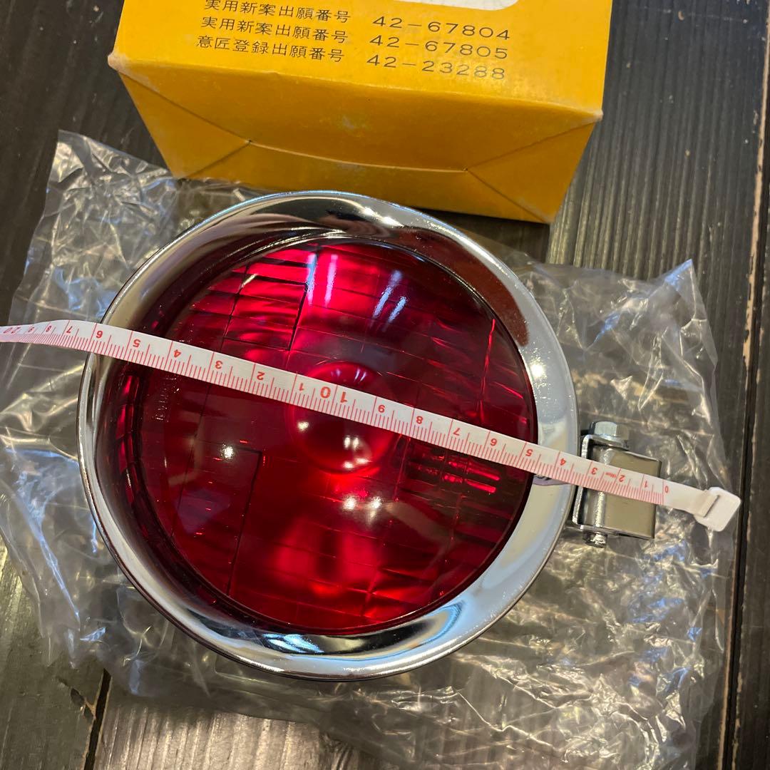F200 フォグランプ 赤