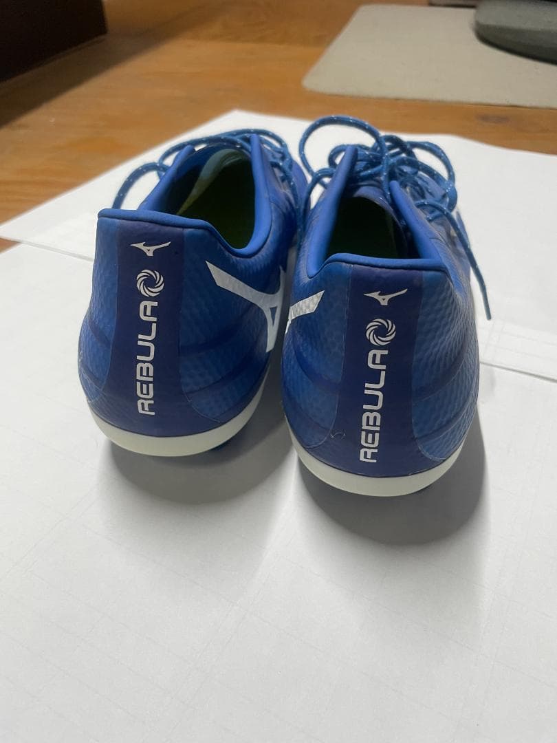 【未使用品】希少なサイズ28cmミズノサッカースパイク REBULA(レビュラ)