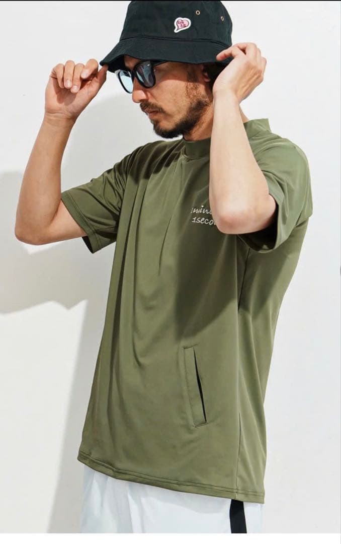 1minute1secondモックネックTシャツ(1M25N160)
