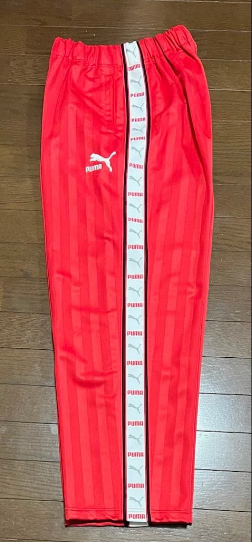 PUMA プージャ　セットアップ上下　刺繍ロゴ　レッド　ホワイト　XO