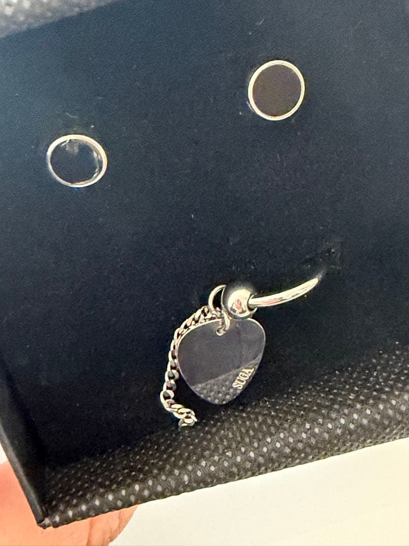 SUGA AgustD D-DAY ユンギ ピアス