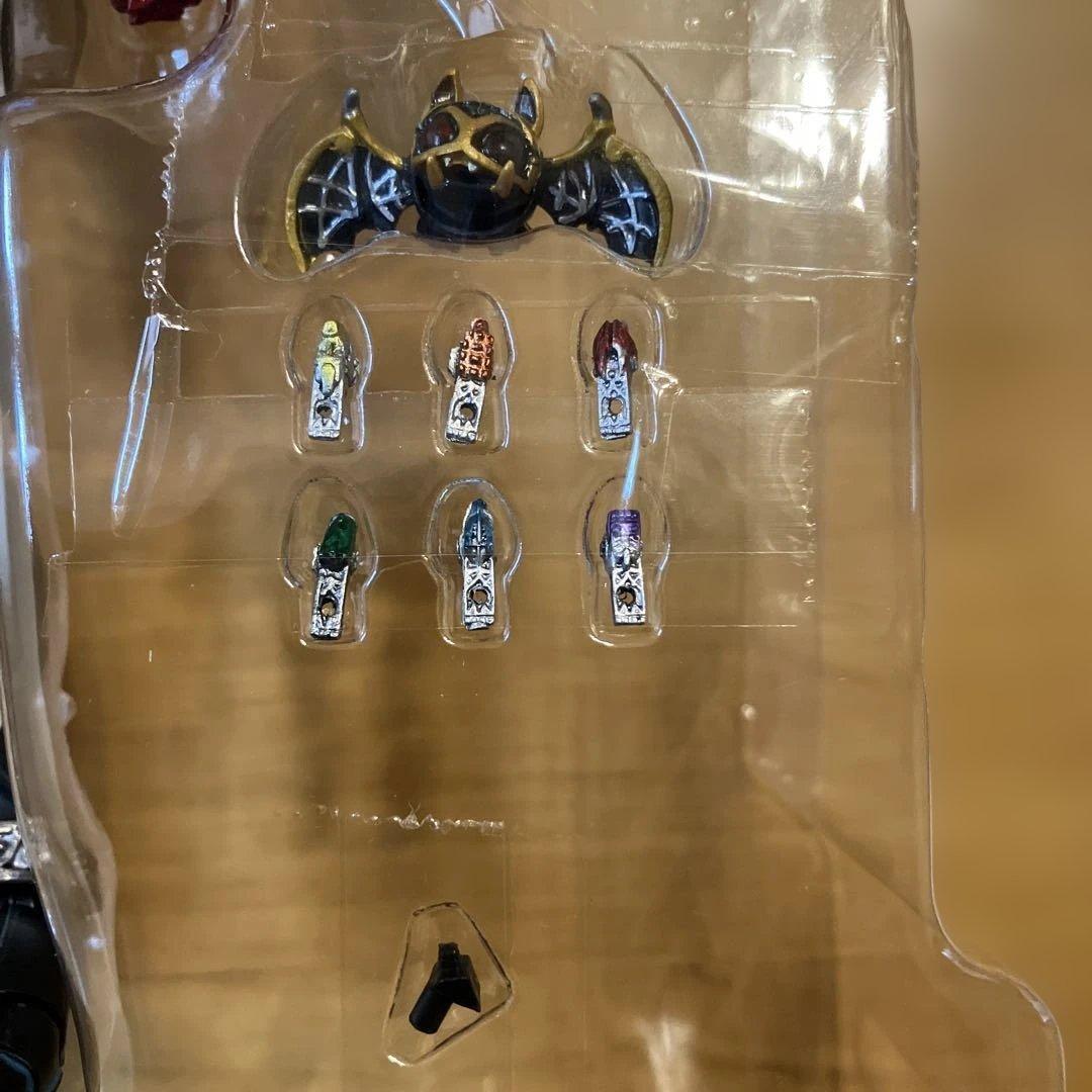 バンダイ　Vol. 50 仮面ライダー キバ　初回生産版　開封良品