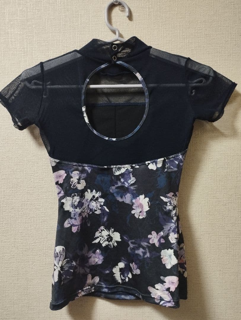 ドゥッシュ　ドゥッスゥ サラカラ バレエ　半袖レオトップ　M