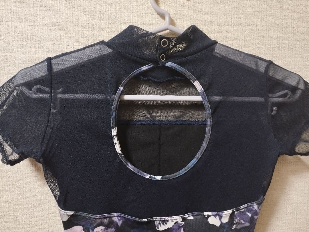 ドゥッシュ　ドゥッスゥ サラカラ バレエ　半袖レオトップ　M