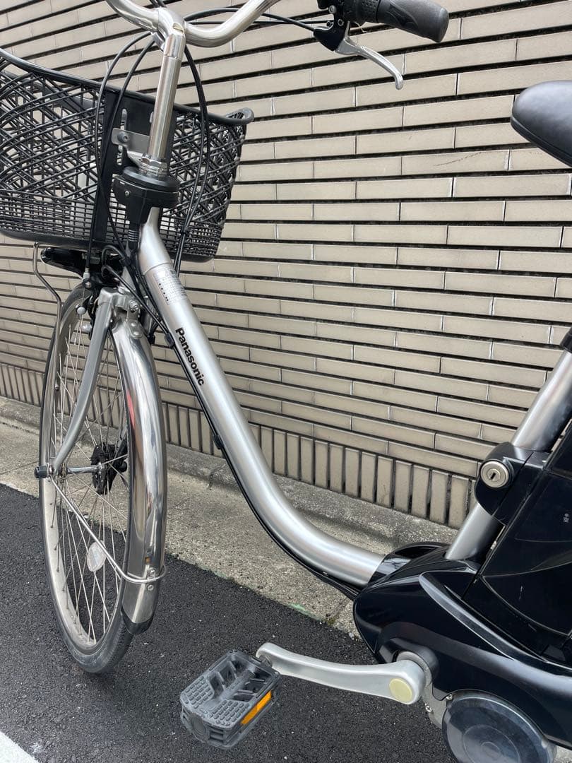8.9ah Panasonic電動アシスト自転車 シルバー バスケット付き