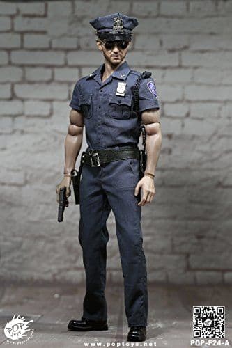 NYPD　警官　フィギュア