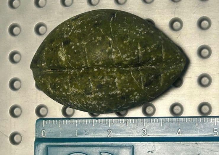 ①古代中国貨幣 玉貝幣 石製貝貨 古銭