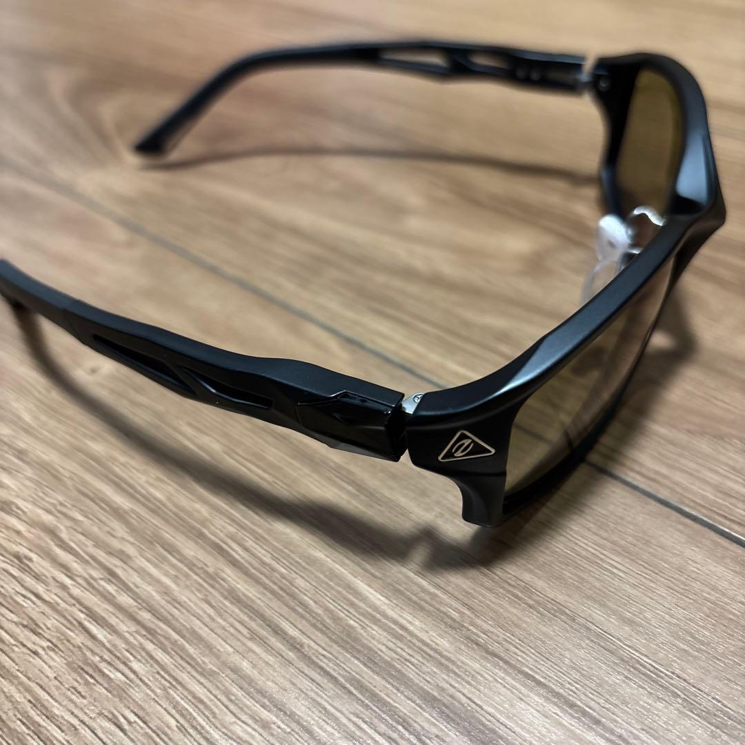 ZEQUE STEALTH サングラス　ステルス