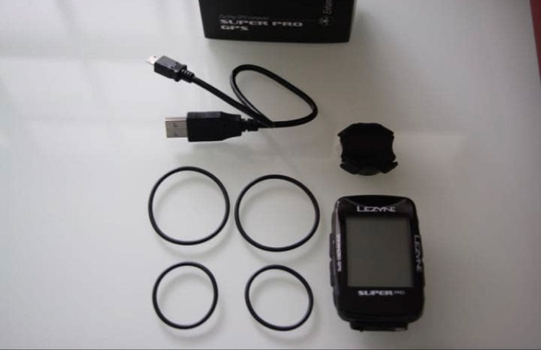 LEZYNE SUPER PRO GPS レザイン サイクルコンピュータ